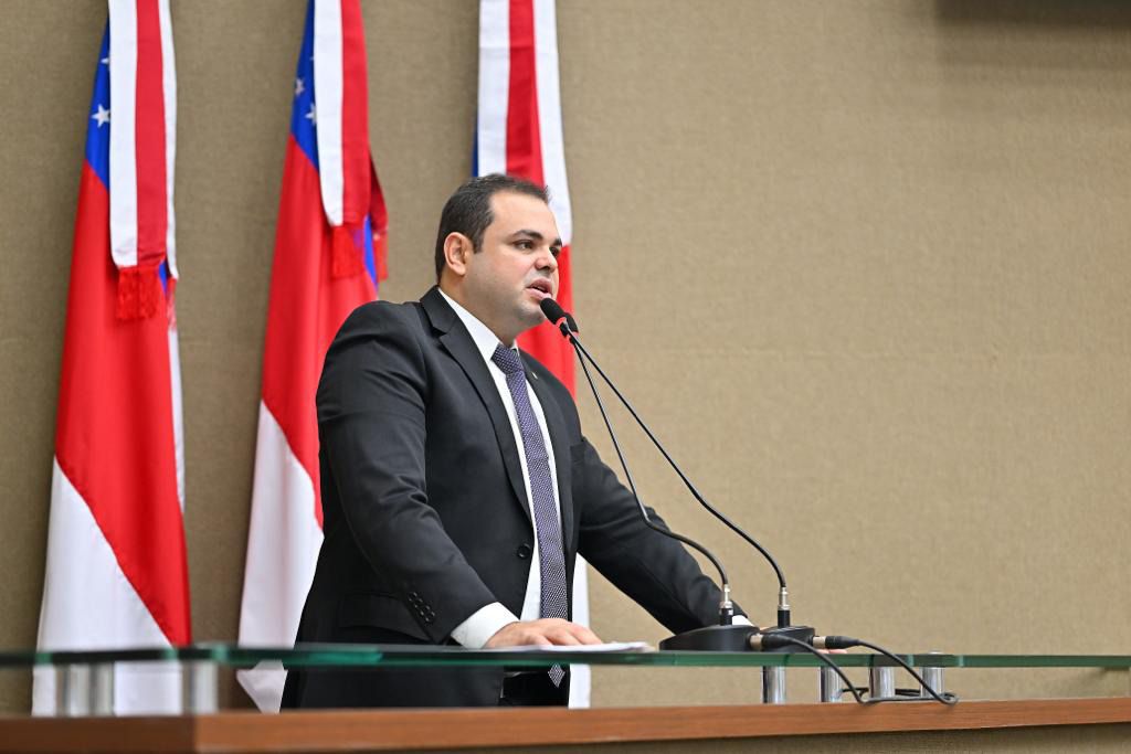 Roberto Cidade alerta sobre a velocidade de subida do rio Negro e pede que ações de prevenção à cheia sejam antecipadas