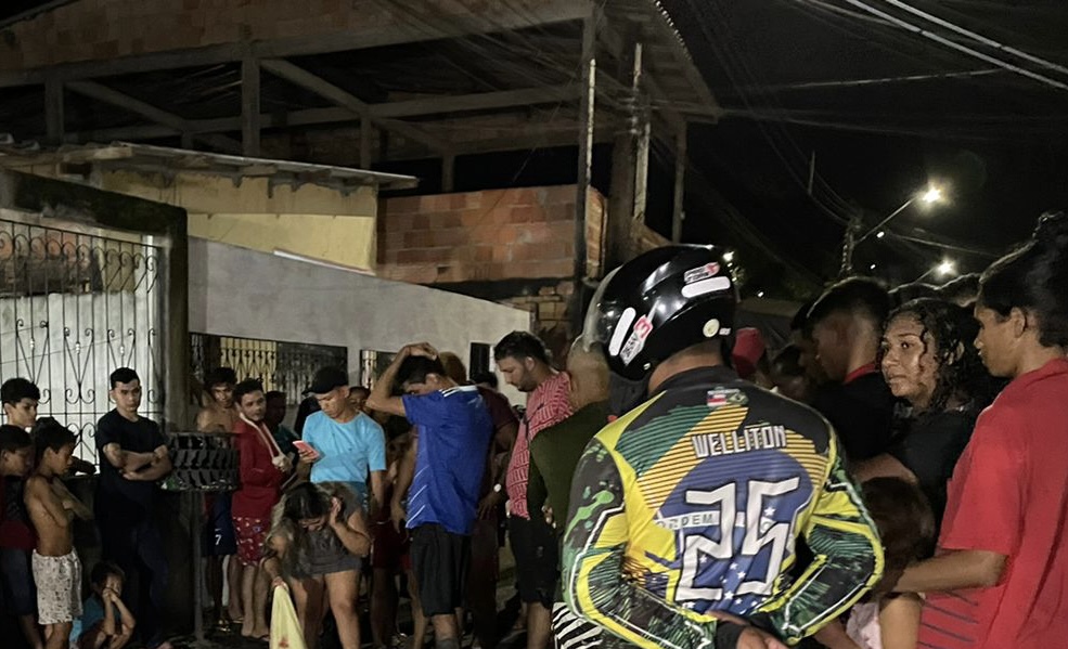 Urgente: homem é perseguido e executad0 com vários tir0s no Alfredo Nascimento; veja vídeo