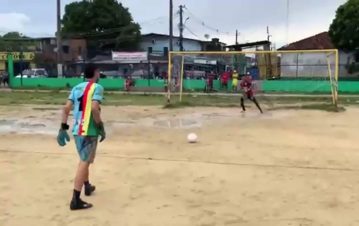 Homem acusado de autorizar execuções durante partida de futebol é preso