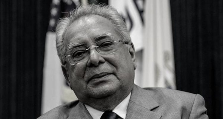 Corpo de Amazonino Mendes será cremado em Manaus
