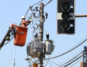 Sete bairros de Manaus ficam sem energia nesta sexta-feira (17)