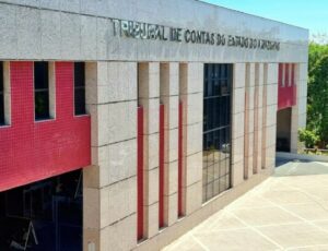 TCE-AM emite alerta a órgãos da Educação para alterações em contas bancárias para fundos do FNDE e Fundeb