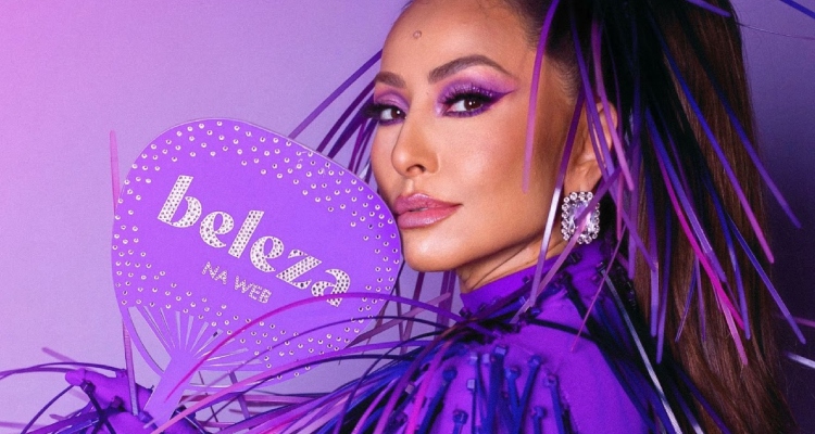 Criatividade e ousadia descrevem o look de Sabrina Sato para o Carnaval