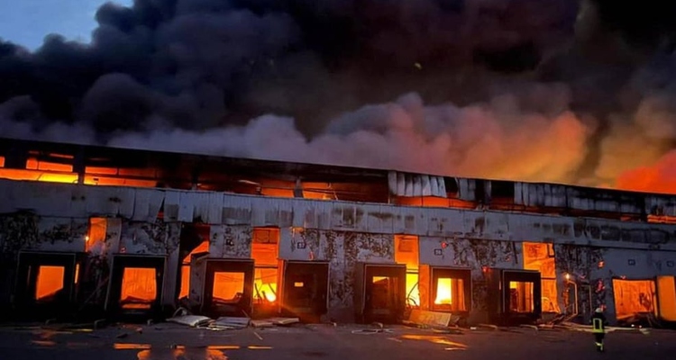 Um ano de guerra na Ucrânia: milhares de mortes assombram o país