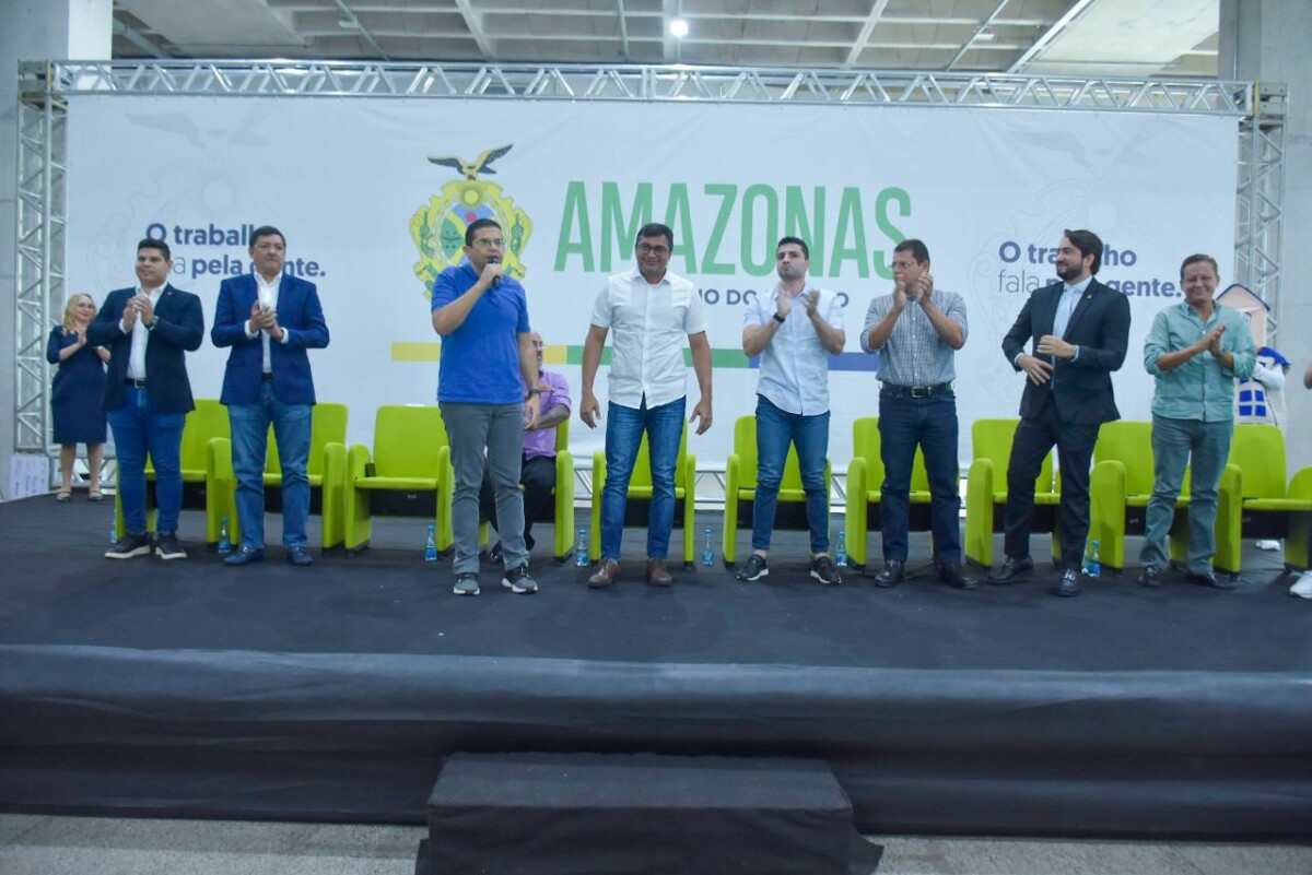 Deputado João Luiz participa com governador Wilson Lima da liberação de indenizações do Prosamin+ da Sharp e Manaus 2000