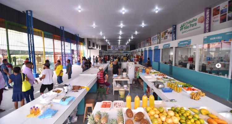 Governo e Prefeitura entregam Feira do São Francisco reformada
