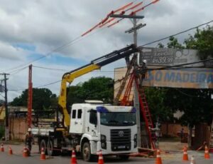 Sete bairros de Manaus ficam sem energia nesta nesta terça-feira (7)