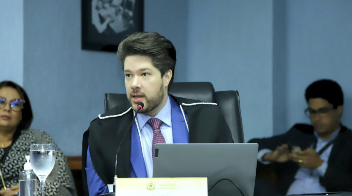 Conselheiro do TCE-AM suspende concurso público de Coari por indícios de irregularidade
