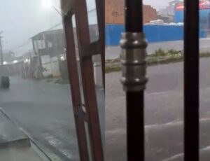 URGENTE: Chuva torrencial ameaça Manaus e Defesa Civil pede atenção da população; veja vídeo