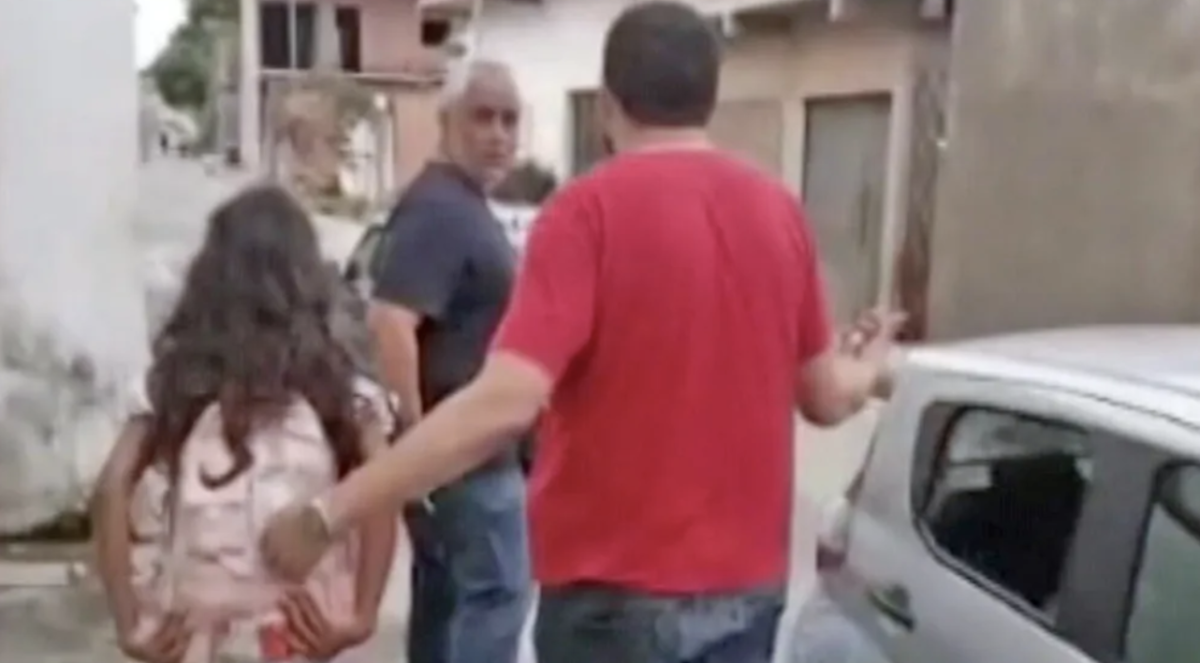 Menina de 12 anos é encontrada em outro estado após marcar encontro com homem pela internet