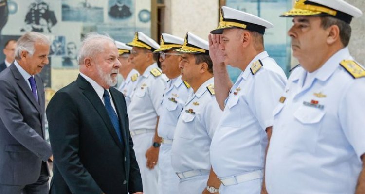 Marinha dá 90 dias para oficiais se desfiliarem de partidos políticos