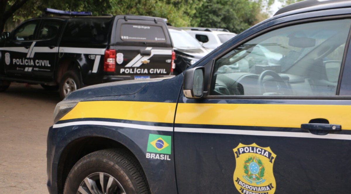 Polícia liberta duas pessoas feitas reféns em assalto na Bahia