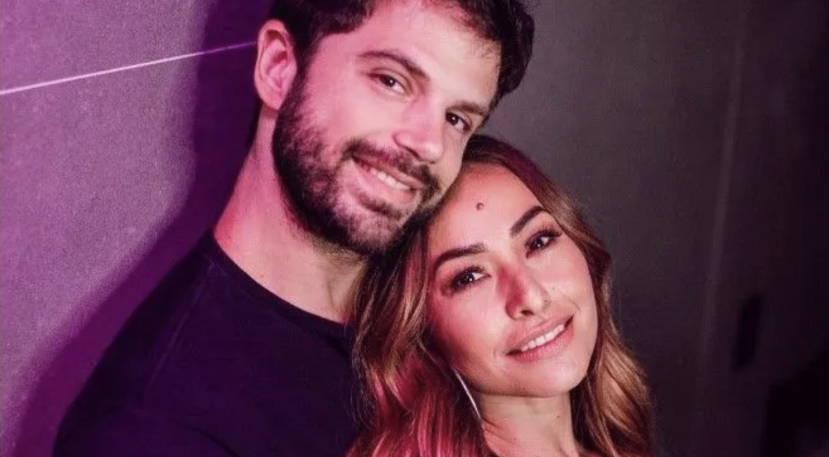 Sabrina Sato anuncia fim de relacionamento com Duda Nagle