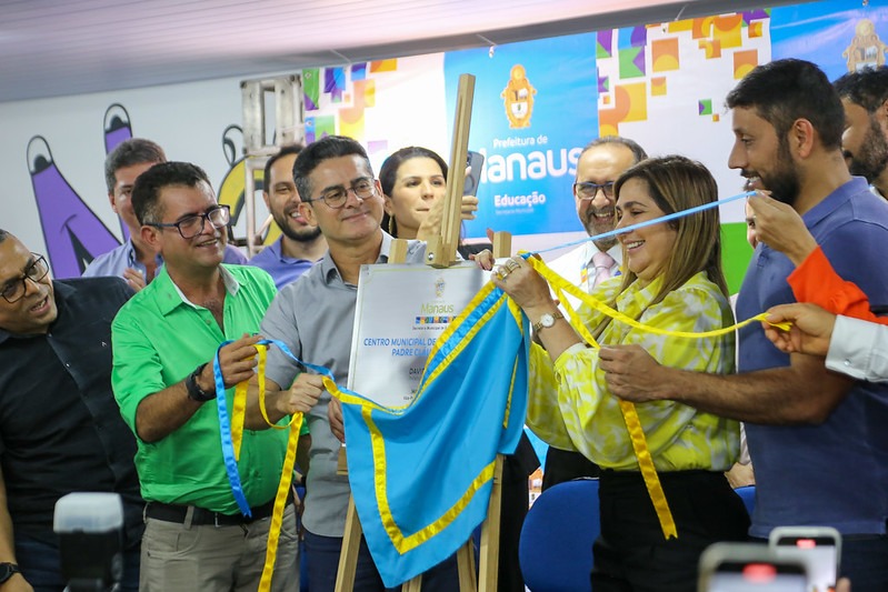 David Almeida reinaugura Centro Integrado Padre Cláudio Dalbon no Novo Aleixo