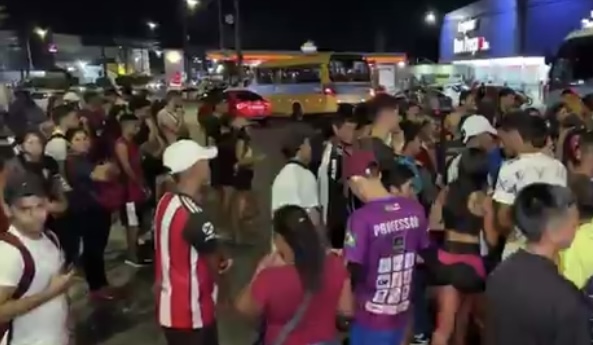 Urgente: idosa é atropelada por motoqueiro bêbad0 que fugiu sem prestar socorro na Bola do Produtor