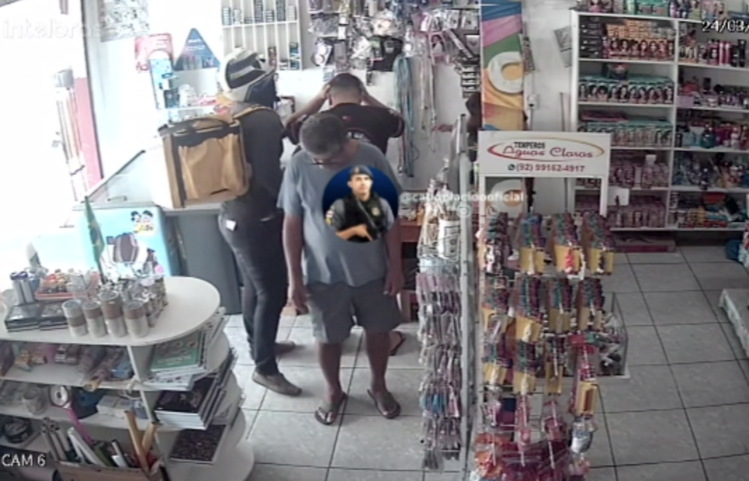 Assaltante disfarçado de entregador faz arrastão em mercado no bairro Águas Claras, em Manaus; veja vídeo