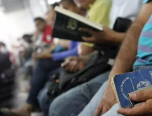 Desemprego volta a crescer no Brasil, diz IBGE