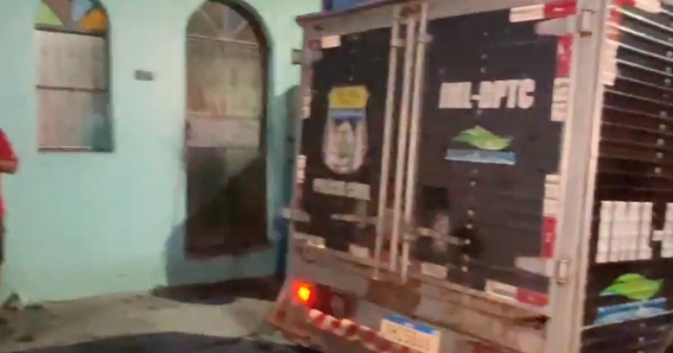 Após ser espancado, homem sofre ferimento no ânus e sangra até a morte em Manaus