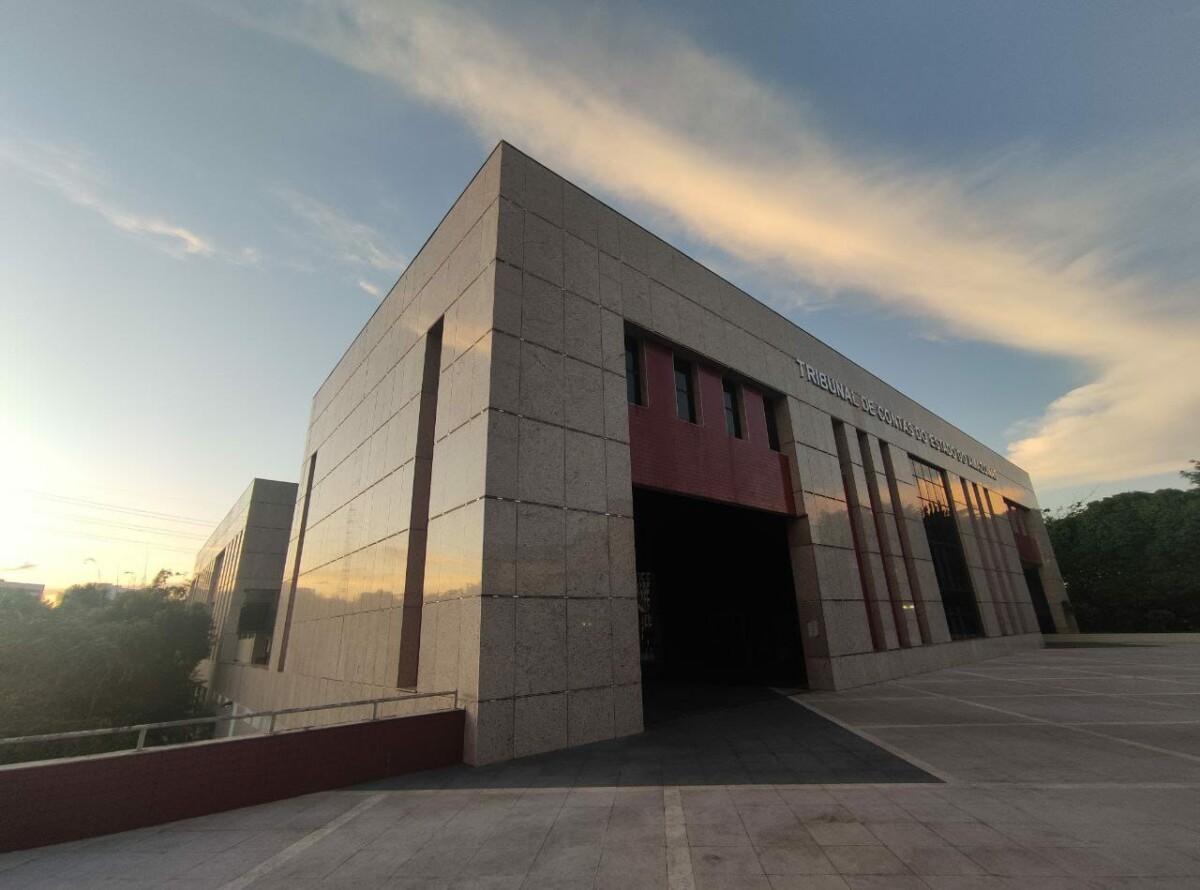 TCE-AM atualiza sistema de recebimento de prestação de contas; inadimplentes caem para 7