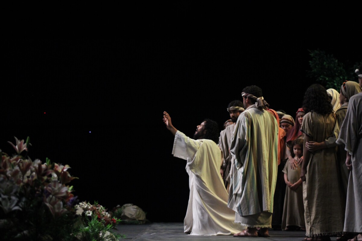 Musical sobre a Paixão de Cristo é realizado em Manaus