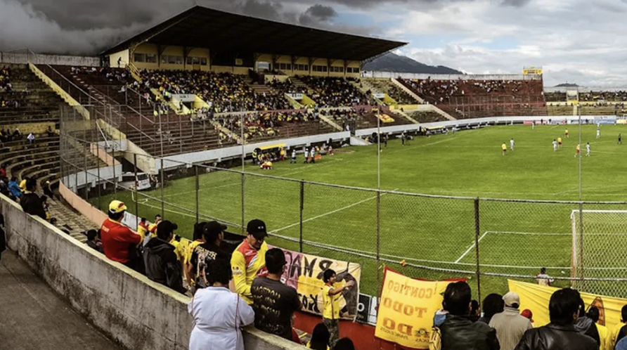 Flamengo enfrentará ex-Vasco e estádio caldeirão na estreia da Libertadores