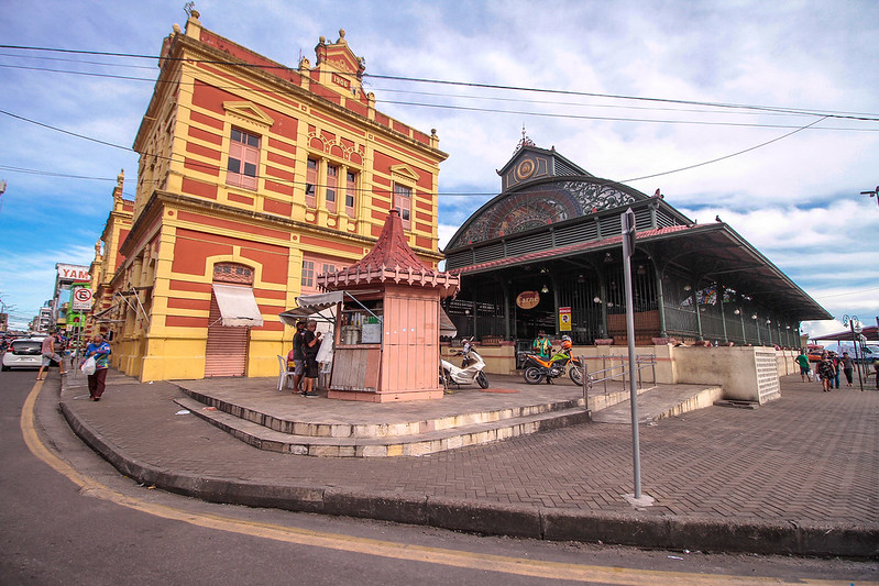 Prefeitura de Manaus garante serviços básicos à população no feriado prolongado da Semana Santa