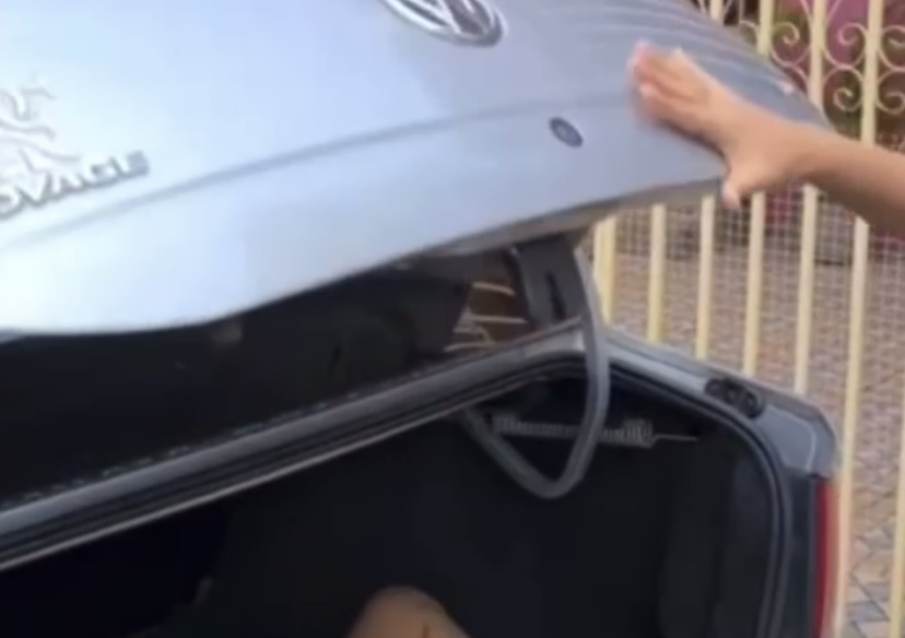 TikToker de Manaus vai parar em porta-malas após ‘andar’ com homem casado; veja vídeo