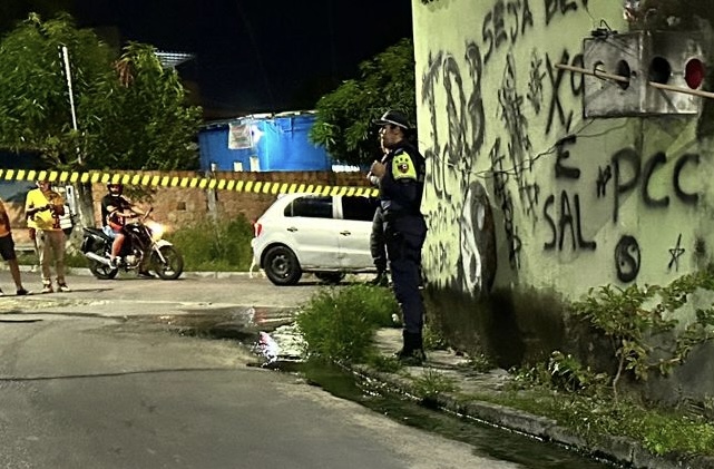 Urgente: homem é assassinad0 em área de matança de facção em Manaus