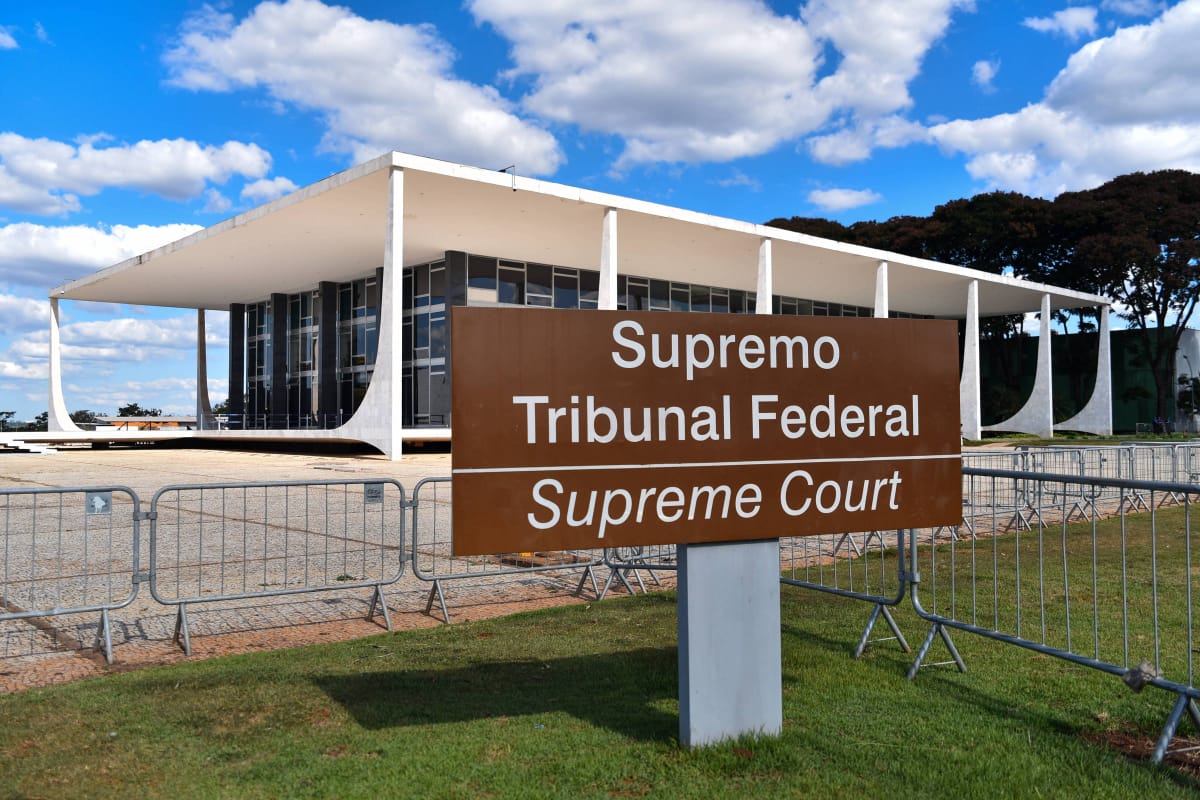 STF suspende julgamento que pode anular eleição de 7 deputados