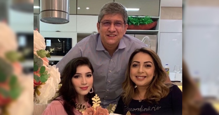 Prefeito David Almeida lamenta o falecimento de Judy Cristine, filha do vereador Joelson Silva; confira nota
