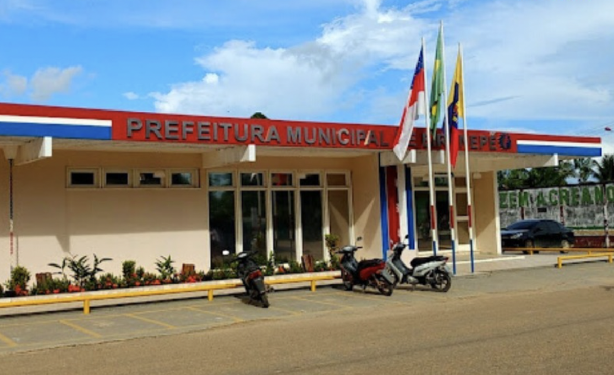 Prefeito de Eirunepé entra na mira do Ministério Público após presentear amigos com imóveis públicos; veja