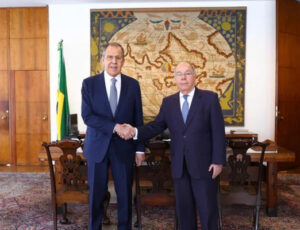 Plano do Brasil para mediar guerra merece atenção, dizem representantes da Rússia