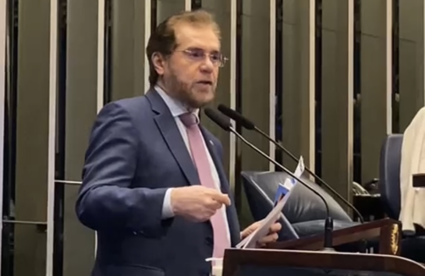 “Fizemos a coisa certa quando demos autonomia ao Banco Central”, afirma o senador Plinio Valério