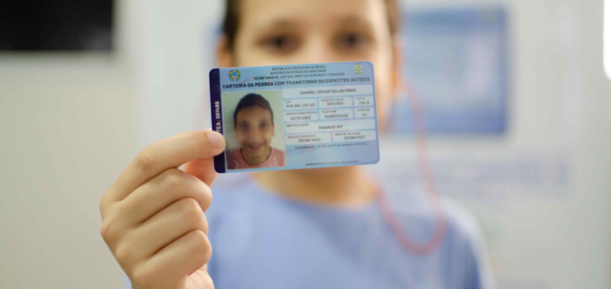 Sejusc convoca mais de 400 pessoas a buscar Carteira de Identificação da Pessoa com Transtorno Espectro Autista