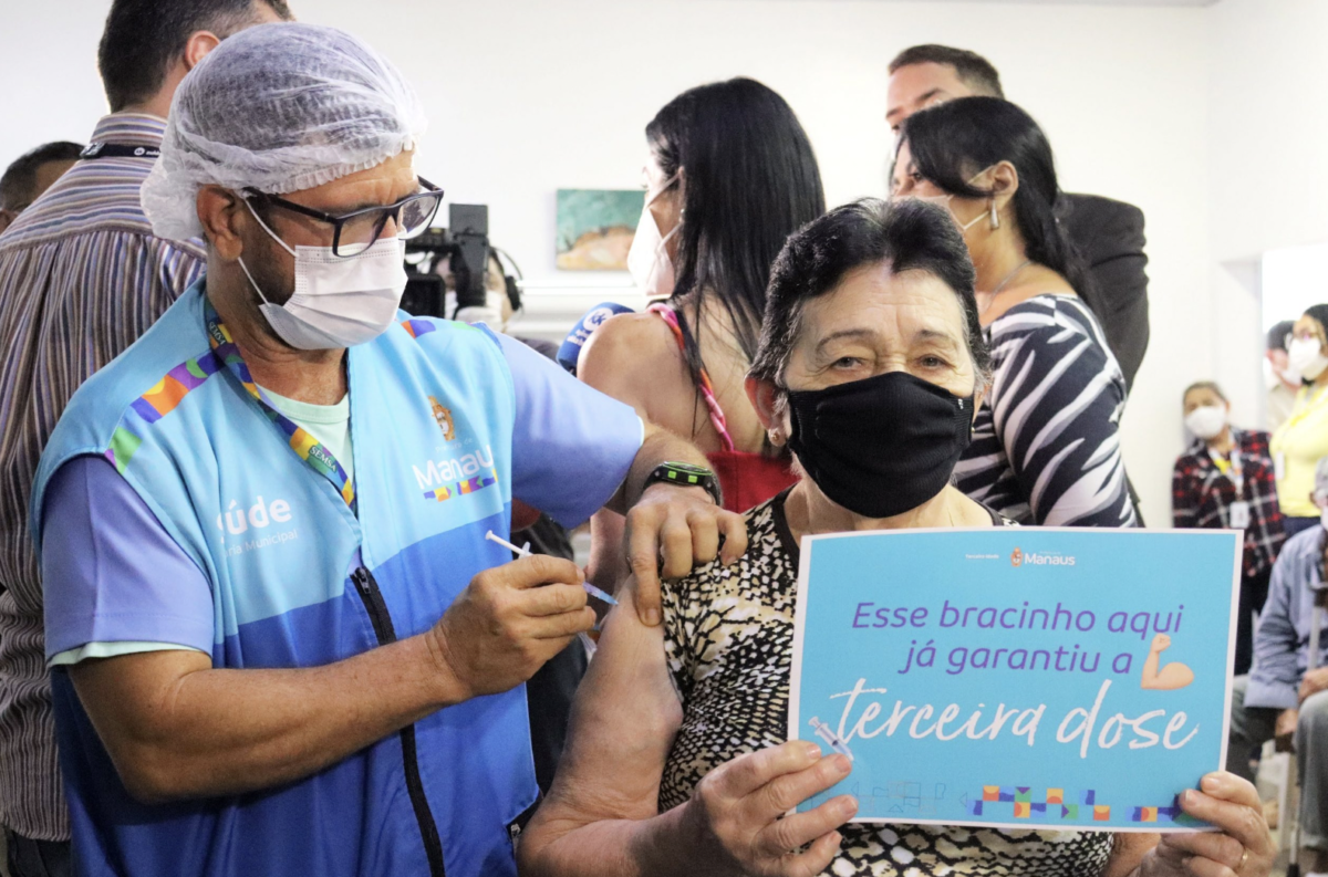 Prefeitura oferta a vacinação contra a Covid-19 em 74 pontos de Manaus nesta semana; confira
