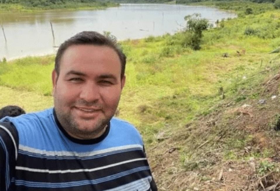 Prefeito de Eirunepé se esconde de oficial de justiça e debocha de TRE-AM
