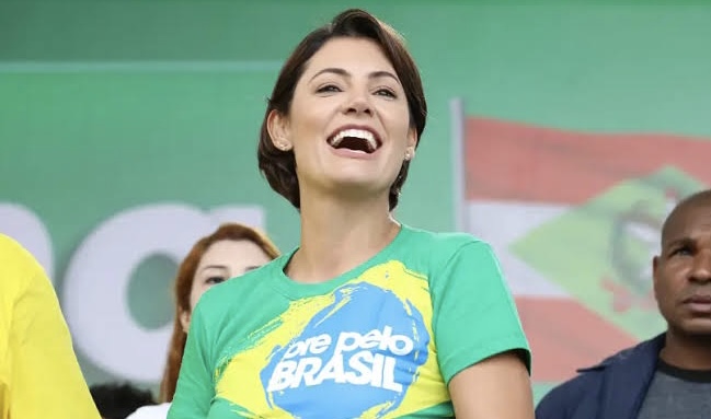 Aleam aprova título de cidadã Amazonense para Michelle Bolsonaro