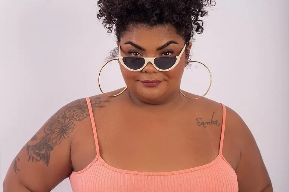 Filha de Arlindo Cruz, Flora relata:”Fui assediada sexu4lmente pelo cuidador do meu pai”