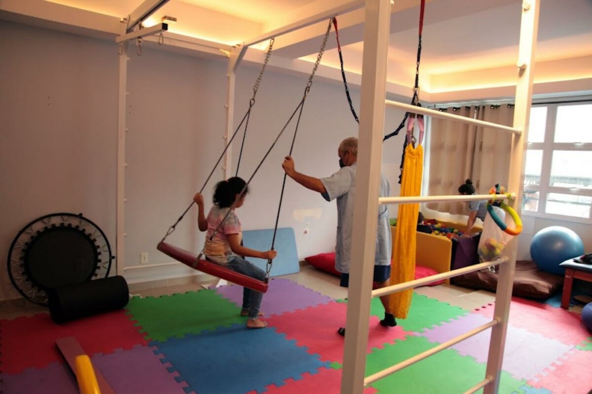 Lei em Manaus exige instalação de câmeras em sessões clínicas de pessoas com deficiência; saiba mais