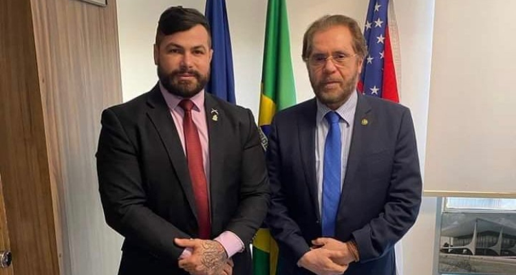 Encontro entre Ouvidores: Senador Plínio Valério e vereador Capitão Carpê articulam parceria