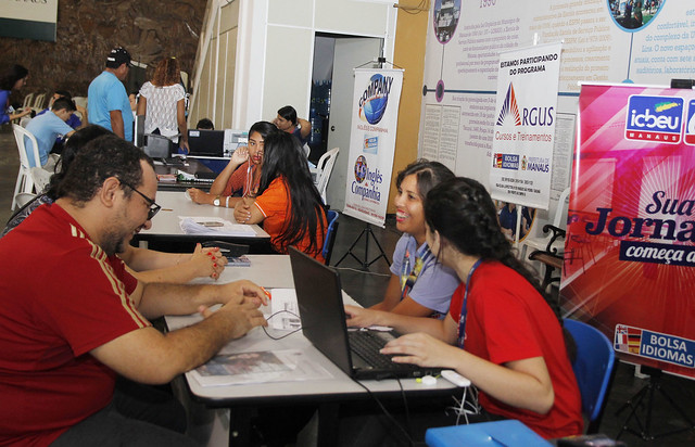 Prefeitura prorroga inscrições do Bolsa Idiomas