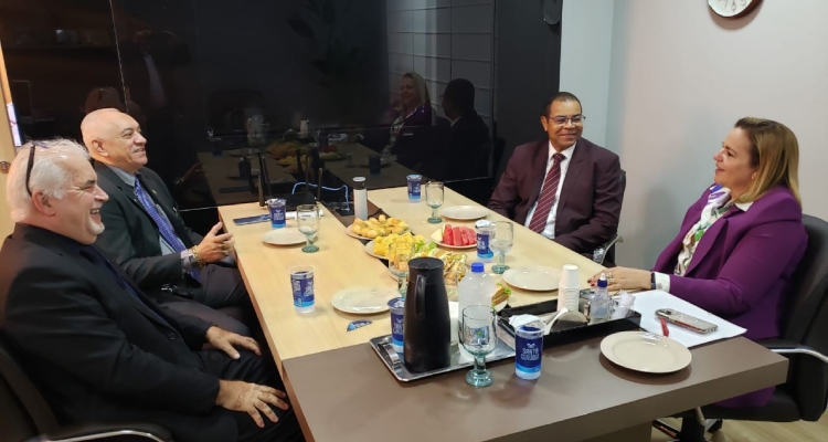 Portal e TV CM7 Brasil sedia reunião de parceria para desenvolvimento da cidadania e inclusão social com a ULBRA e ABRABP