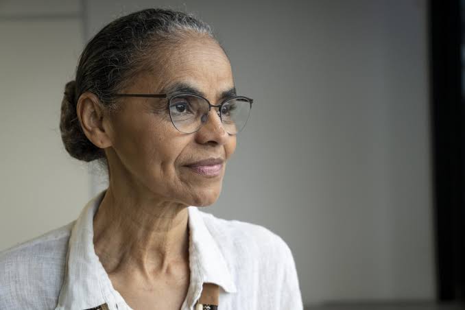Ministra do Meio Ambiente, Marina Silva é internada com Covid-19 em SP