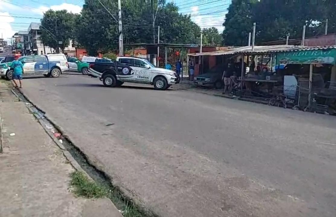 Urgente: homem suspeito de realizar assaltos é mort0 a facadas e pauladas pela população