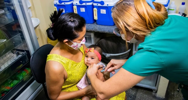 Ministério da Saúde antecipa multivacinação no Amazonas