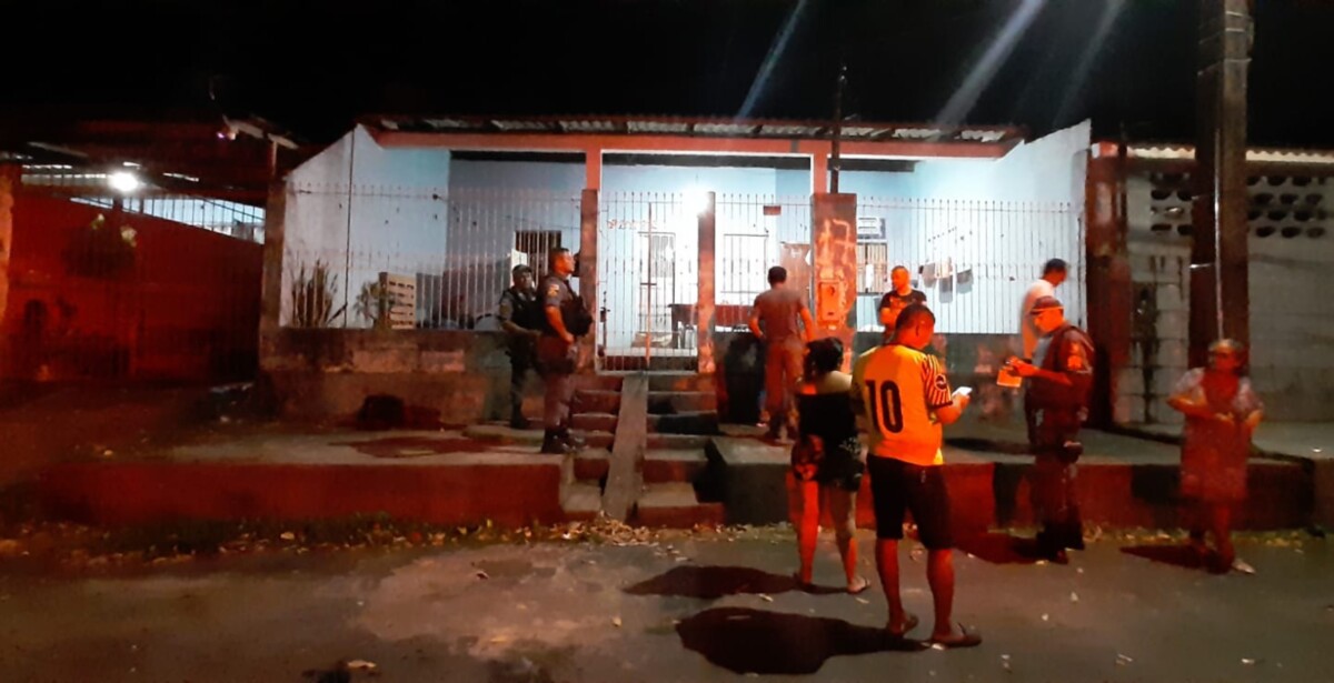 Homem m4ta a própria mãe a facadas em Manaus
