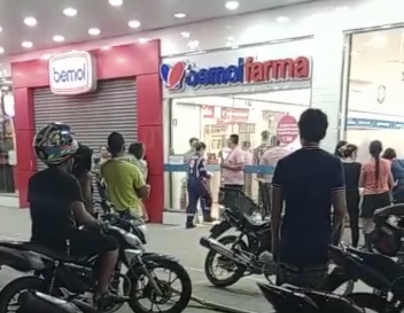 Bebê de cliente que entrou em trabalho de parto dentro da Bemol não resistiu e m0rreu em Manaus