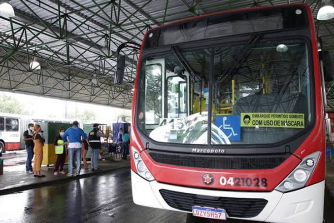 Prefeitura e Sindicato dos Rodoviários chegam a acordo e evitam greve no transporte coletivo