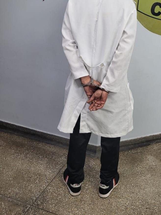 Técnico de enfermagem é preso suspeito de abus4r de paciente em hospital de Manaus