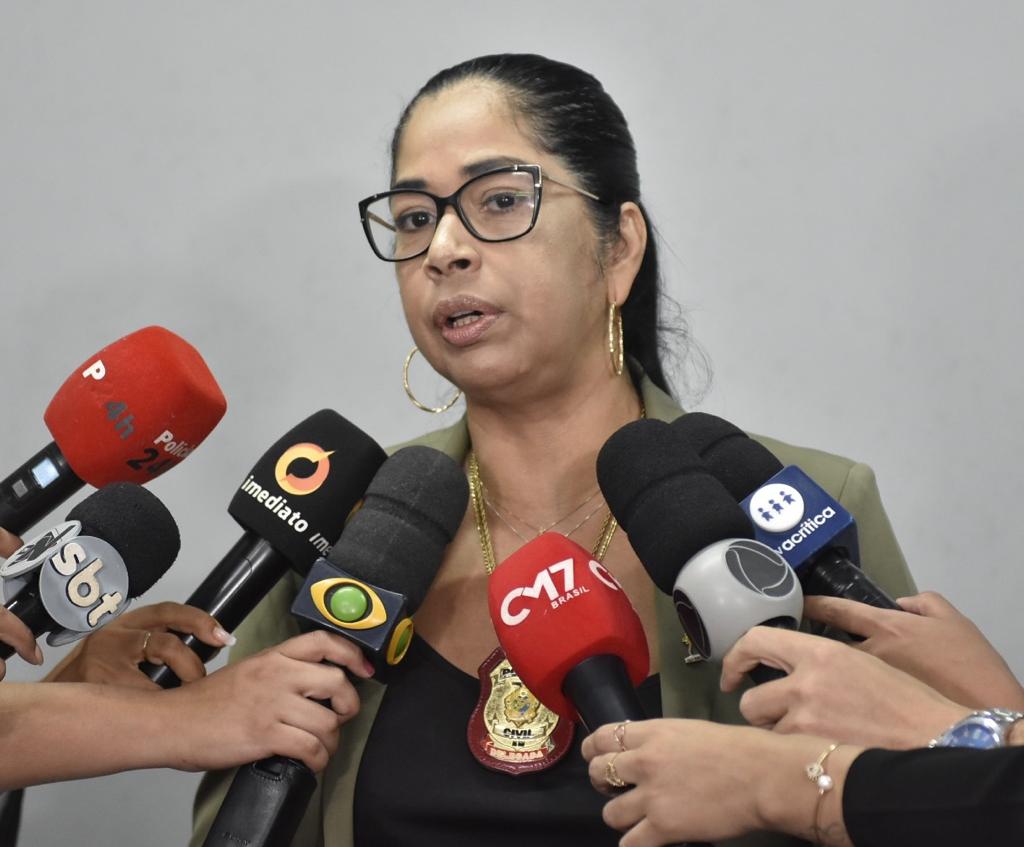 Idoso oferecia dinheiro em troca de favores sexu4is para adolescente de 12 anos em Manaus